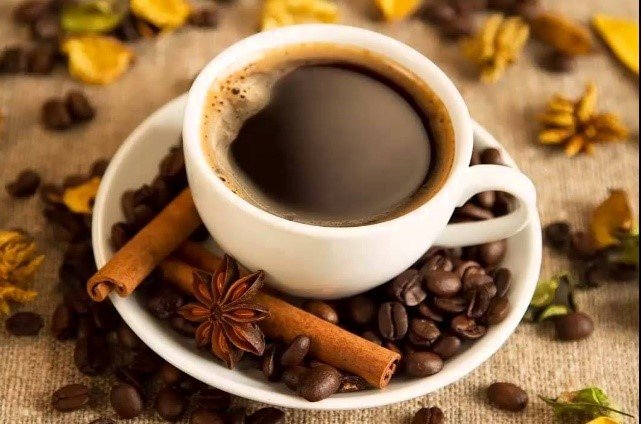 Caf&eacute; Franc&eacute;s Elegancia en Taza