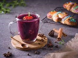 Colada Morada festejando a los difuntos